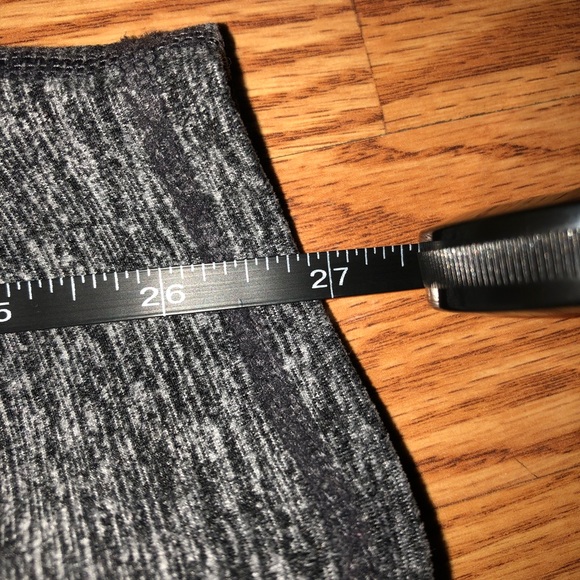 Grey Brooks Legging Size Small - Picture 6 of 6